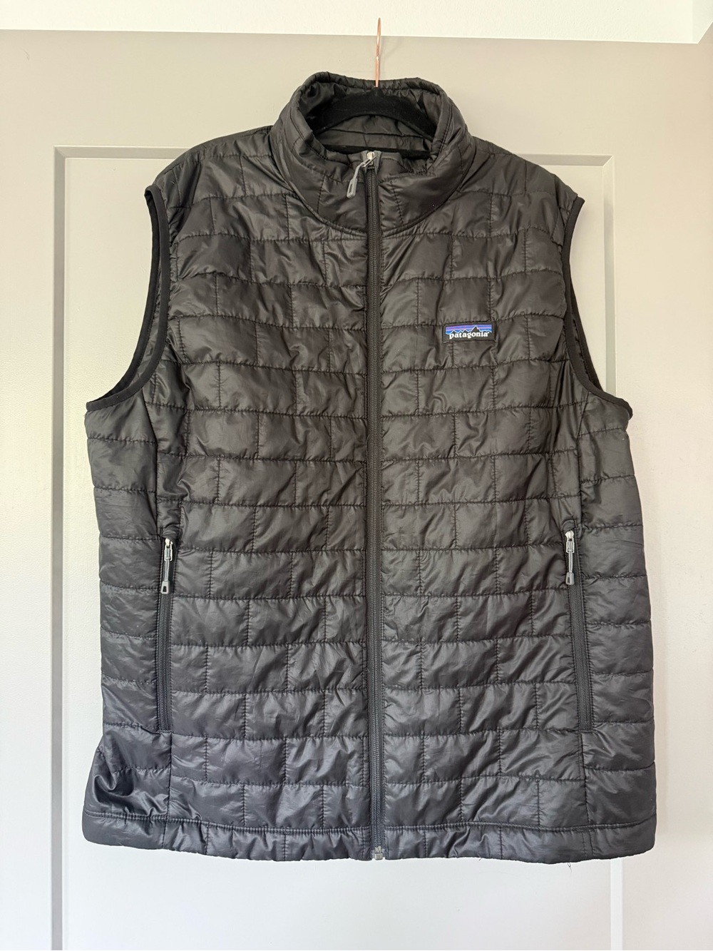 Patagonia Nano Puff Vest in Black Size Large
